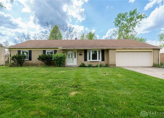 Property at 6119 Rangeview Dr, Dayton, OH 45415, 3 beds, 2 baths