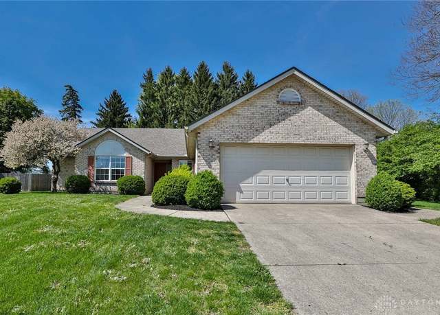 Property at 1511 Michael Dr, Troy, OH 45373, 3 beds, 2 baths