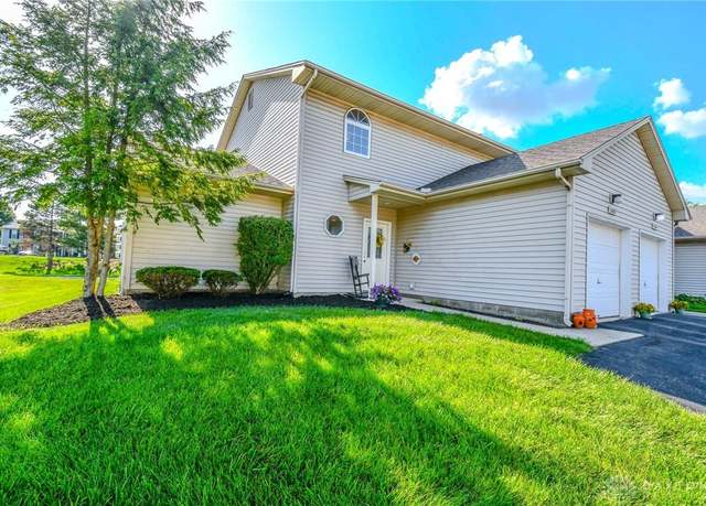 Property at 9689 Centerville Creek Ln, Centerville, OH 45458, 3 beds, 2 baths