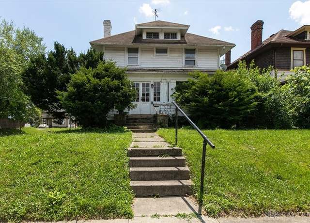 Property at 302 Lexington Ave, Dayton, OH 45402, 4 beds, 1.5 baths