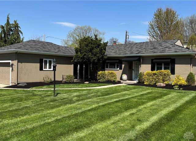 Property at 287 Marchester Dr, Kettering, OH 45429, 2 beds, 1 bath