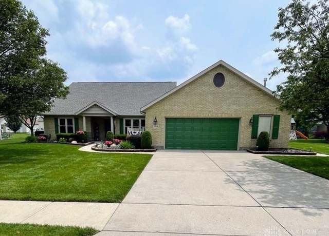 Property at 139 Westrock Farm Dr, Union, OH 45322, 3 beds, 2 baths