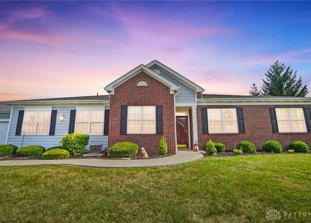 Property at 2722 Cedarbrook Way, Beavercreek, OH 45431, 2 beds, 2 baths