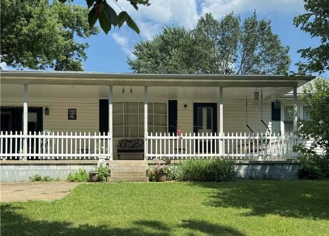 Property at 9596 Roberts Dr, Franklin, OH 45005, 3 beds, 1 bath