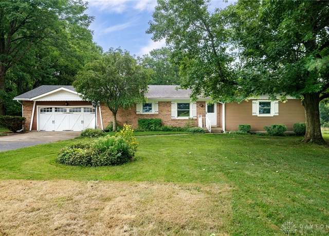 Property at 3390 Spence Rd, New Carlisle, OH 45344, 3 beds, 1.5 baths