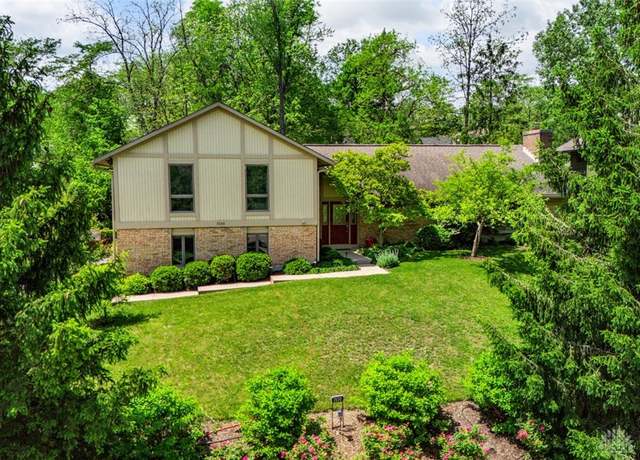 Property at 7650 Winding Way, Tipp City, OH 45371, 4 beds, 3 baths