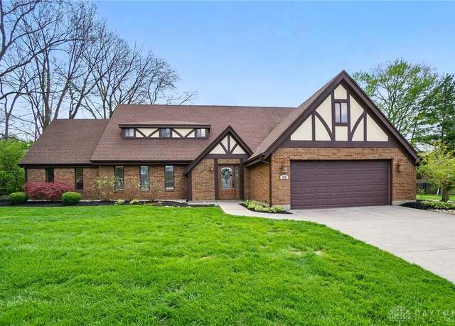 Property at 476 Shirley Ann Dr, Centerville, OH 45458, 4 beds, 2.5 baths