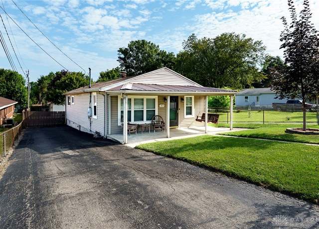Property at 313 Grove St, Fairborn, OH 45324, 3 beds, 1 bath