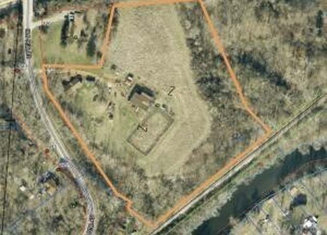 Property at 124 Old Mill Rd, Springfield, OH 45506, 3 beds, 1 bath