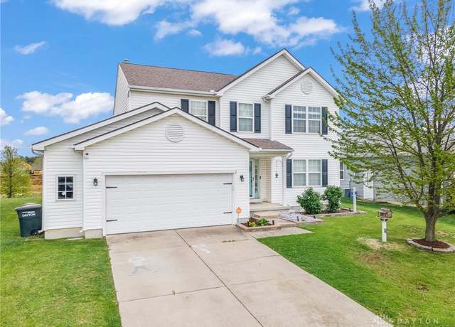 Property at 6846 Herron Pl, Dayton, OH 45424, 4 beds, 3.5 baths