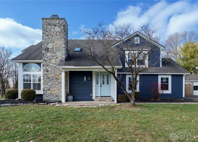 Property at 545 E Whipp Rd, Dayton, OH 45459, 3 beds, 2.5 baths