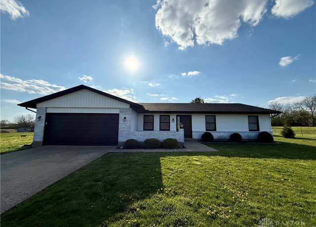 Property at 3303 Diamond Mill Rd, Germantown, OH 45327, 3 beds, 2 baths