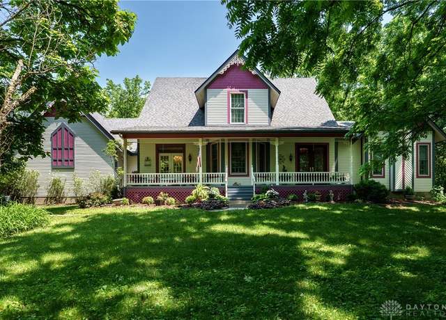 Property at 4072 Township Line Rd, Waynesville, OH 45068, 4 beds, 2.5 baths
