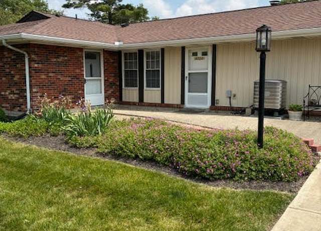 Property at 8722 Washington Colony Dr, Dayton, OH 45458, 2 beds, 1 bath