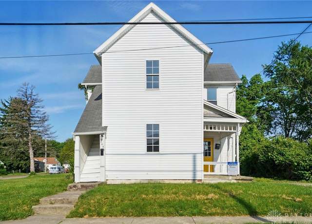 Property at 840 Chestnut St, Xenia, OH 45385, 4 beds, 2 baths