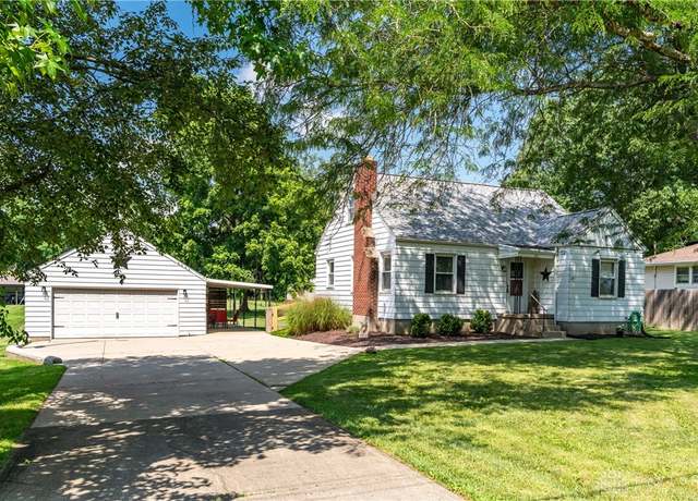 Property at 321 N Diamond Mill Rd, New Lebanon, OH 45345, 3 beds, 1.5 baths