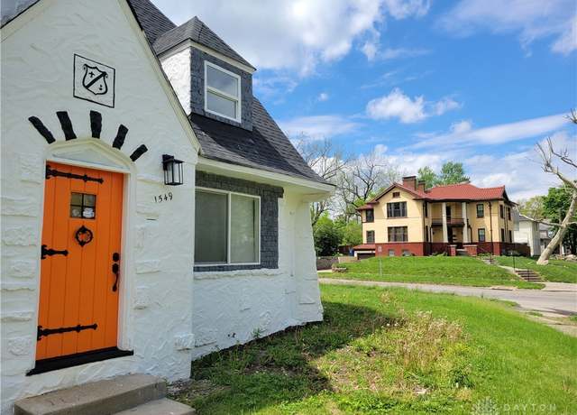 Property at 1549 Cory Dr, Dayton, OH 45406, 3 beds, 1.5 baths