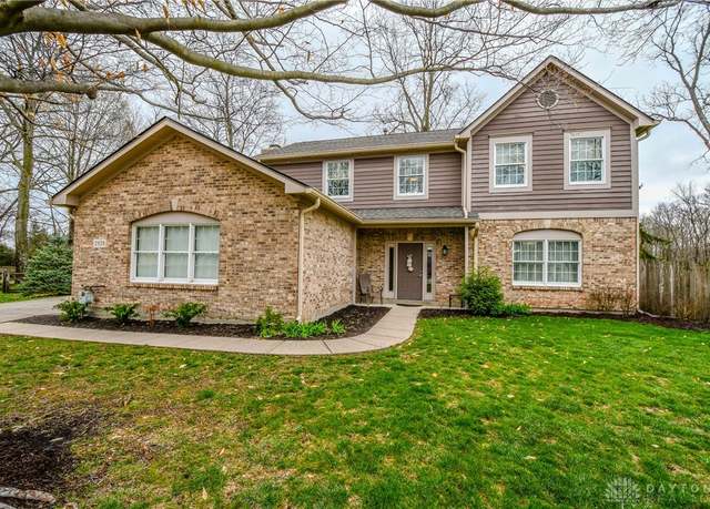 Property at 2928 Ramblingwood Ln, Centerville, OH 45458, 4 beds, 2.5 baths