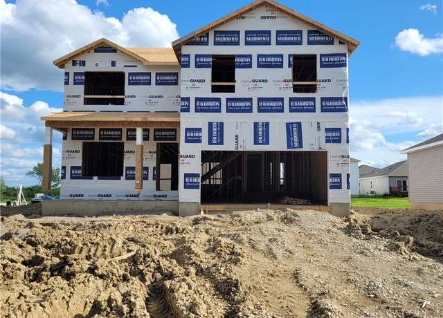 Property at 35 Great Horned Dr, Oxford, OH 45056, 5 beds, 3 baths