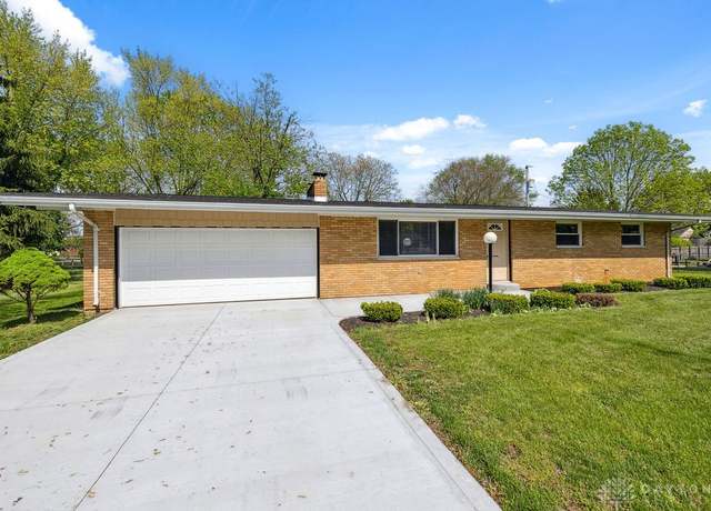 Property at 4130 Chalfant Dr, Medway, OH 45341, 3 beds, 2 baths