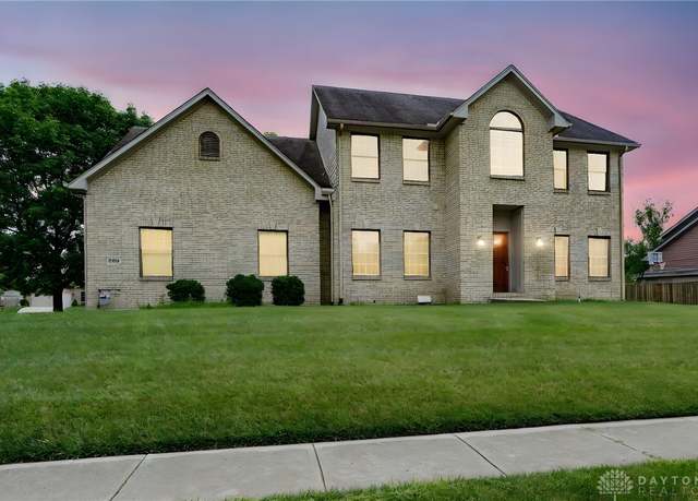 Property at 306 Pauly Dr, Englewood, OH 45315, 4 beds, 3.5 baths