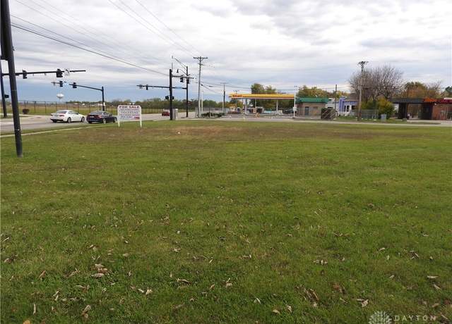 Property at 626 National Rd, Vandalia, OH 45377