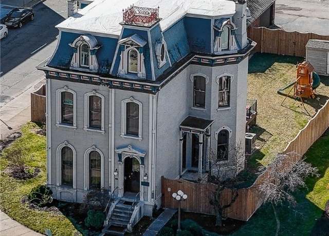 Property at 208 W Monument Ave, Dayton, OH 45402, 5 beds, 3.5 baths