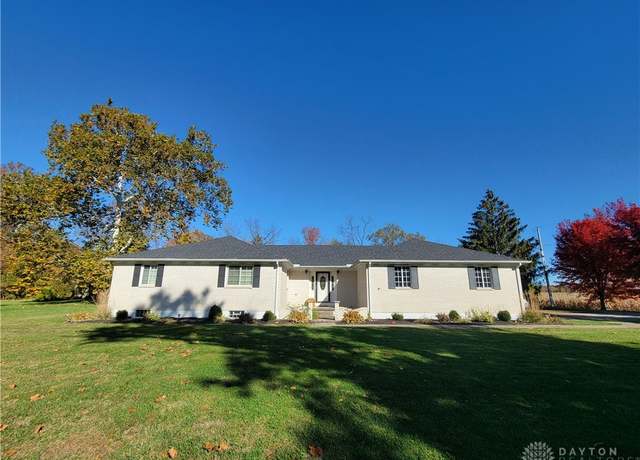Property at 13659 Little Richmond Rd, Brookville, OH 45309, 4 beds, 2 baths