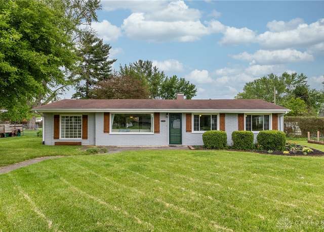 Property at 3085 Wolfe Dr, Fairborn, OH 45324, 3 beds, 1.5 baths
