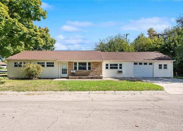 Property at 156 Lawn St, Vandalia, OH 45377, 4 beds, 1 bath
