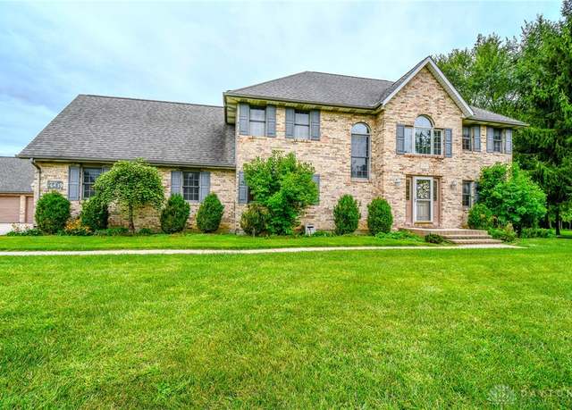 Property at 6439 Greenridge Ave, New Carlisle, OH 45344, 4 beds, 2.5 baths