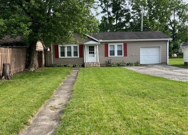 Property at 214 W Dayton Dr, Fairborn, OH 45324, 3 beds, 2 baths