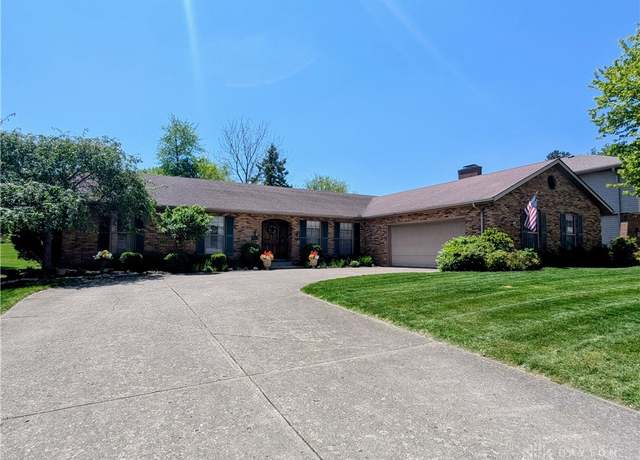 Property at 1233 Apollo Ave, Springfield, OH 45503, 3 beds, 2.5 baths