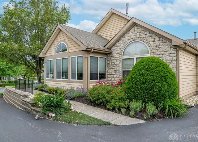 Property at 91 Villa Pointe Dr, Springboro, OH 45066, 2 beds, 2 baths