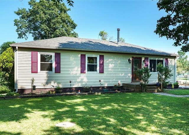 Property at 210 Ravenwood, Bethel Twp, OH 45504, 3 beds, 1 bath