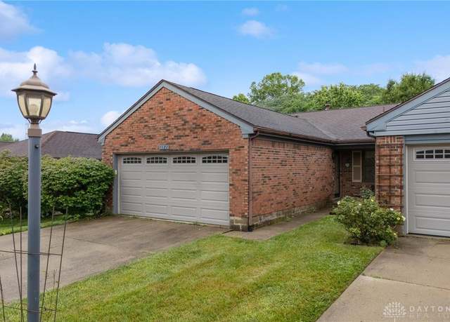 Property at 1121 Christi Cir, Beavercreek, OH 45434, 2 beds, 1.5 baths