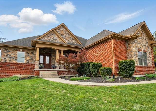 Property at 2611 Patrick Henry Dr, Beavercreek, OH 45434, 4 beds, 3.5 baths