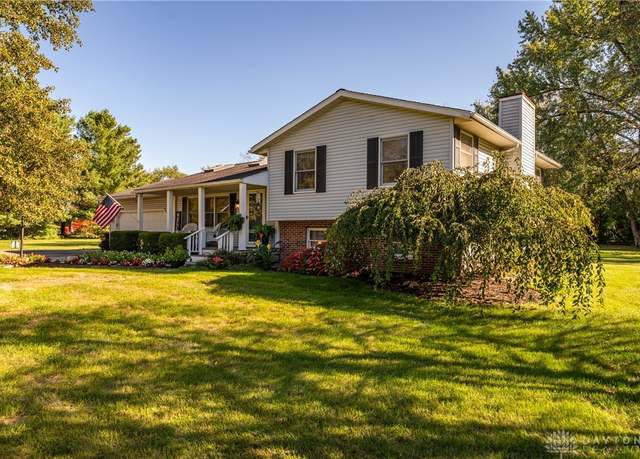 Property at 1190 Jackson Rd, Vandalia, OH 45377, 3 beds, 2 baths