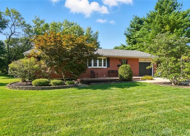 Property at 2089 Marcia Dr, Bellbrook, OH 45305, 3 beds, 2 baths
