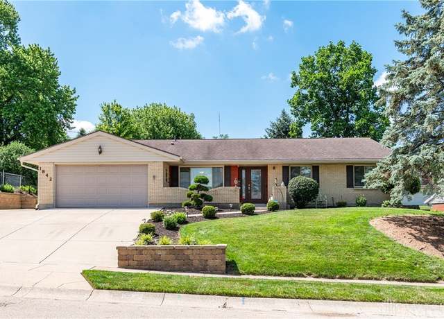 Property at 1842 Kathy Ln, Miamisburg, OH 45342, 3 beds, 2 baths