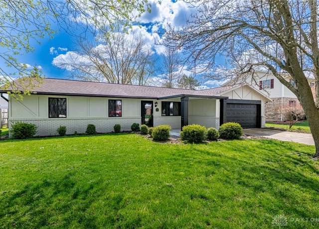 Property at 1917 Beckert Dr, Piqua, OH 45356, 3 beds, 2 baths