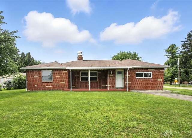 Property at 2855 Springfield-jamestown Rd, Springfield, OH 45505, 3 beds, 1 bath