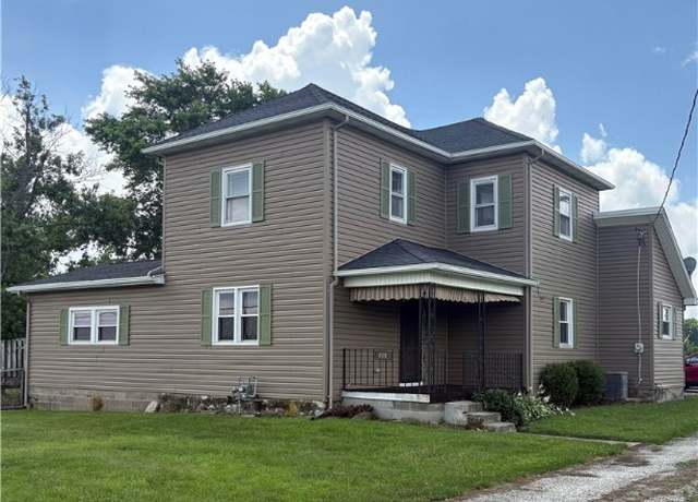 Property at 904 Mckinley Ave, Piqua, OH 45356, 4 beds, 1 bath