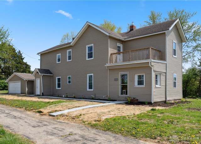 Property at 2200 County Line Rd, Beavercreek, OH 45430, 4 beds, 3 baths