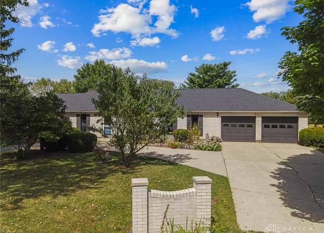 Property at 6438 W National Rd, New Carlisle, OH 45344, 3 beds, 1.5 baths