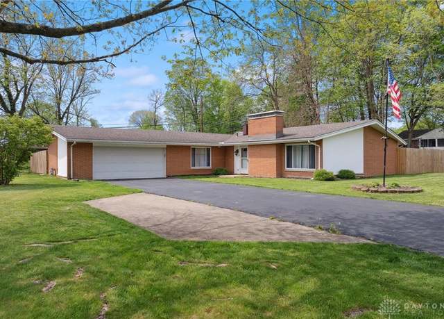 Property at 2685 Yalonda Ct, Beavercreek, OH 45434, 3 beds, 2 baths