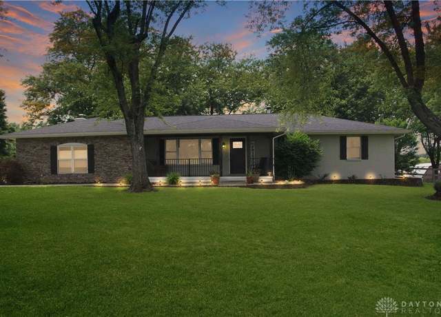 Property at 6189 Lesourdsville West Chester Rd, Liberty Twp, OH 45011, 4 beds, 3.5 baths