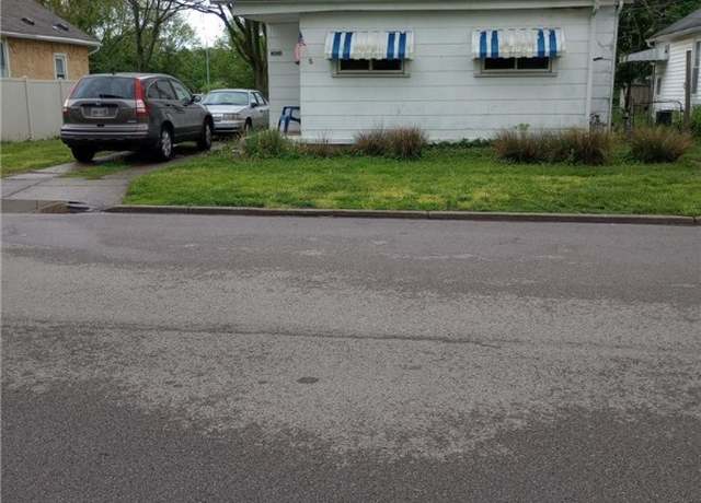 Property at 3604 Sellars Rd, Moraine, OH 45439, 2 beds, 1 bath