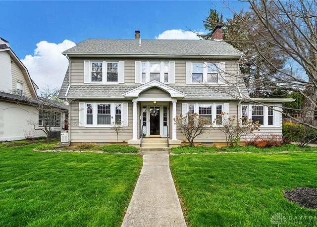 Property at 110 S Broadmoor Blvd, Springfield, OH 45504, 4 beds, 2.5 baths