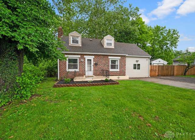 Property at 2012 Winton St, Middletown, OH 45044, 3 beds, 1 bath